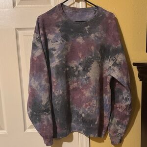 Urban Outfitters Purple and Blue Tie-Dye Sweatshirt